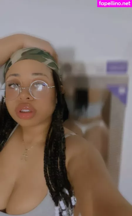 Nikki Tsunami OnlyFans Thumbnail #06IKsYPmf0