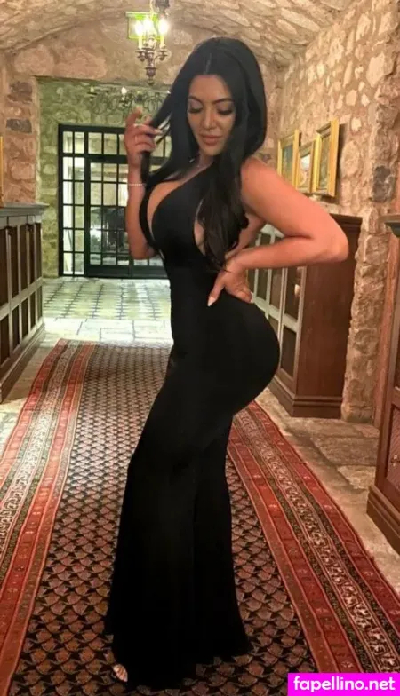 Nikki Waka OnlyFans Thumbnail #0y4hy7K3qb