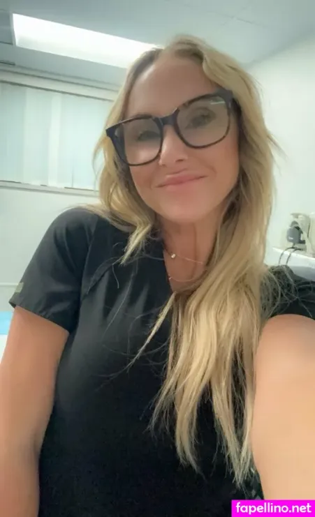 Nikkidee954112 OnlyFans Thumbnail #hXIwfAfpbR