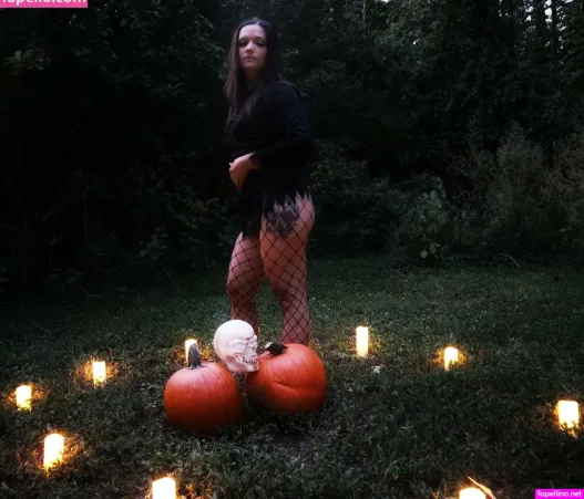 Nikkielliott OnlyFans Thumbnail #jrImn6EKxG