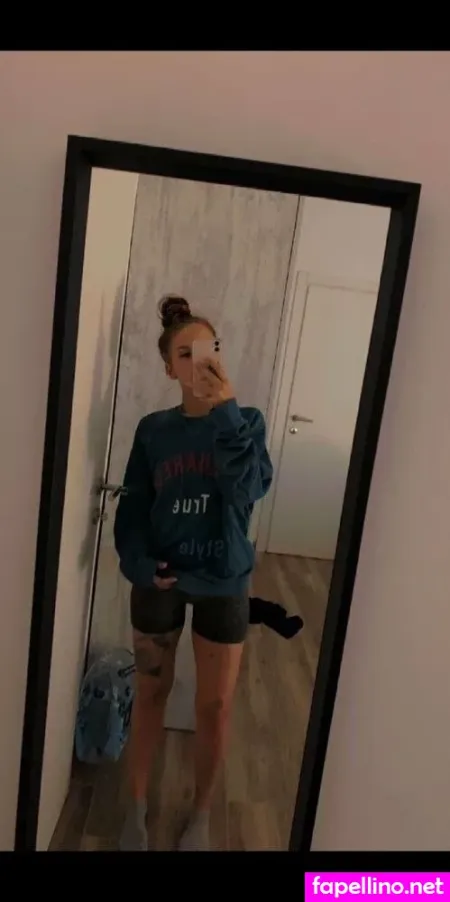 Nikkihemlis OnlyFans Thumbnail #fA2abkB9VC