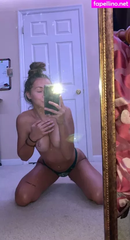 Nikkiigg OnlyFans Thumbnail #6ZBS8Ch7Mp