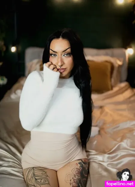 Nikkiihennaa OnlyFans Thumbnail #ZSYIL7LSfI