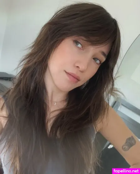 Nikkijustine Main Profile Photo