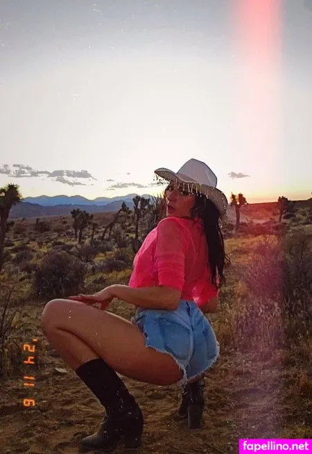 Nikkiknightlyfree OnlyFans Thumbnail #objHhg9P4H