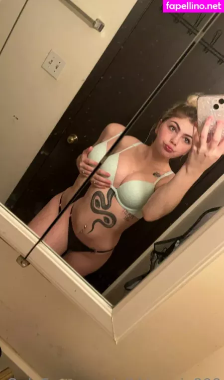 Nikkimarie999 OnlyFans Thumbnail #SC7eWFUEdD