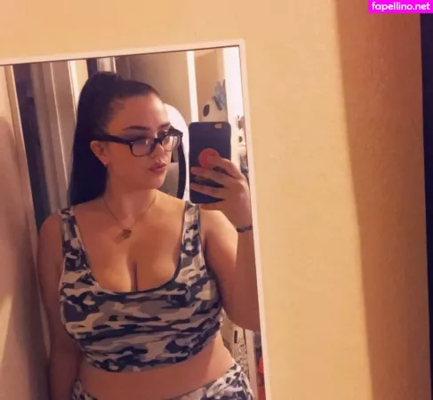 Nikkimichay OnlyFans Thumbnail #bIiYmKkQ7O