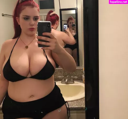 Nikkimichay OnlyFans Thumbnail #utZhLFryUz