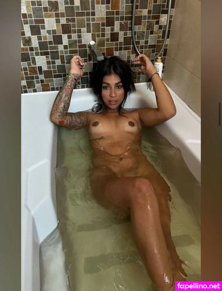nikkinikol03, nikolgomez_05 Nude Leaked OnlyFans Photo #1CLEPBkLcE