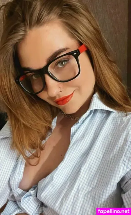 Nikkireddd2 OnlyFans Thumbnail #OyHByAqqoX
