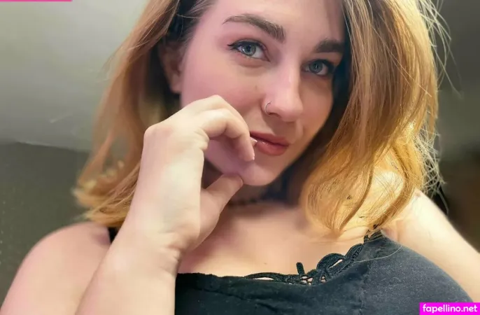 Nikkireddd2 OnlyFans Thumbnail #dHDILdOF6R