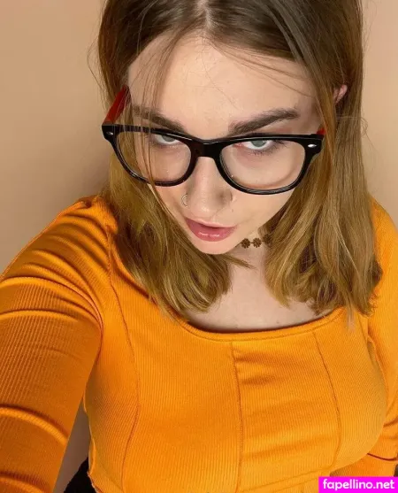 Nikkireddd2 Main Profile Photo