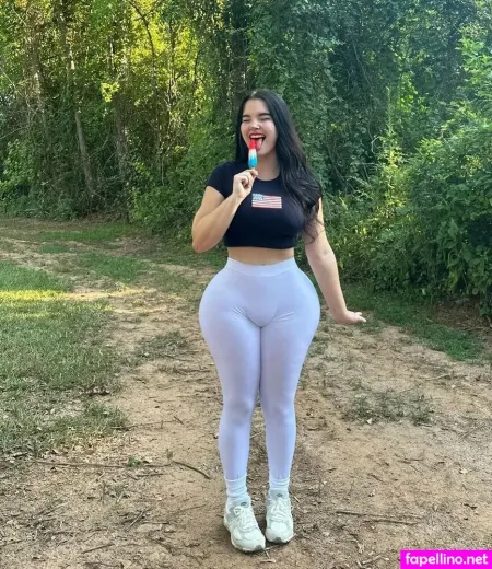 Nikkiskies OnlyFans Thumbnail #C4kw45YiB5