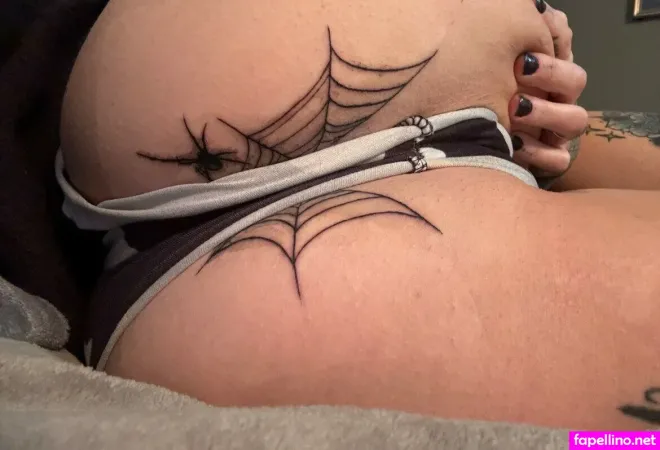 Nikkivixsin OnlyFans Thumbnail #OlFXnZrlDc