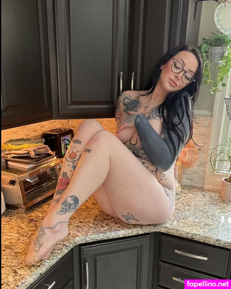 nikkiisnaughty1, nikkiivixsin Nude Leaked OnlyFans Photo #TkErgRizX0