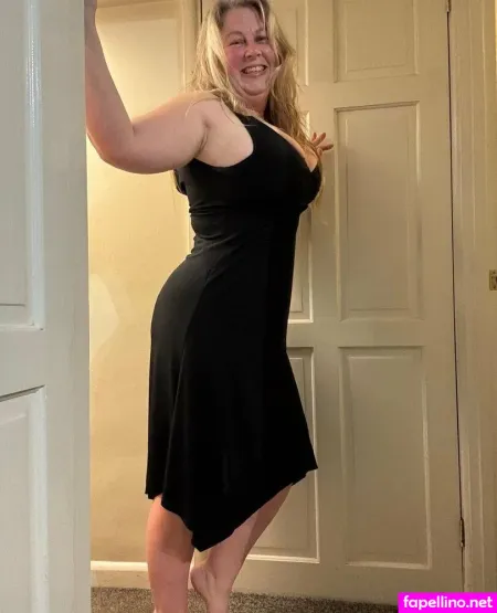 Nikkyfreenylee OnlyFans Thumbnail #FUjpbJ67k1