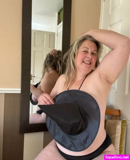 Nikkyfreenylee OnlyFans Thumbnail #iNZLCUbgw8