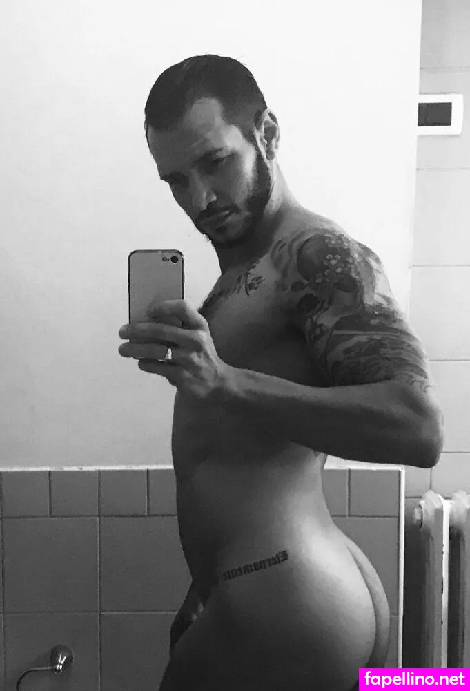 niko_azraelfree, nikoarapkiles Nude Leaked OnlyFans Photo #0Z8sYPsSyO