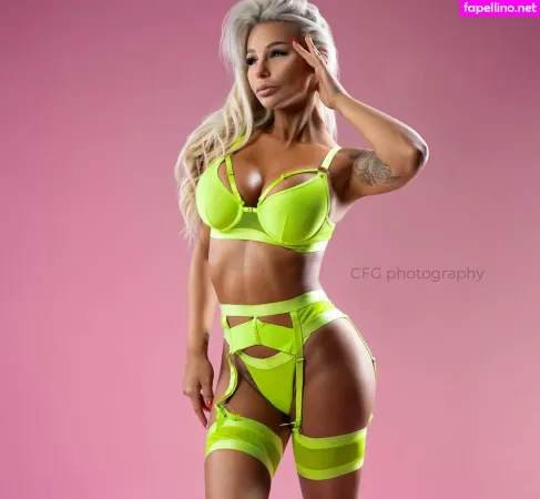 Nikola Rihova OnlyFans Thumbnail #ovBXFdZQMM