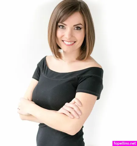 Nikolemitchell 3 OnlyFans Thumbnail #AH1g1whXm6