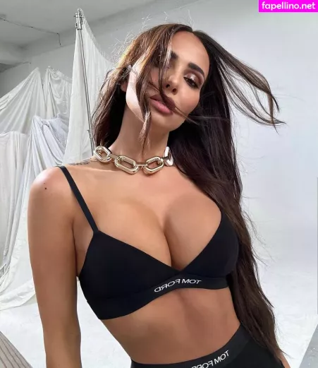 Nikoleta Lozanova OnlyFans Thumbnail #Uczb2RGvLX