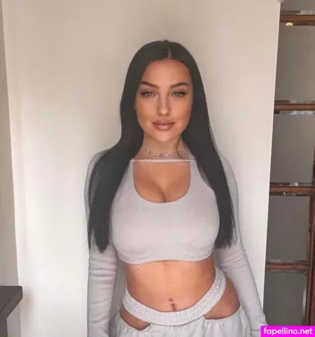 Nikoleta Milenova OnlyFans Thumbnail #2kBcwObuv3