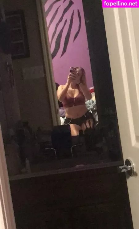 Nikoletlarie OnlyFans Thumbnail #SAsLMggD81