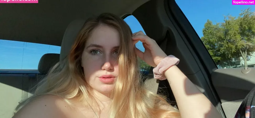 Nikoletlarie OnlyFans Thumbnail #Y5jsH798ln