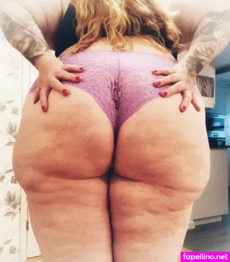 Nikolina Nilzen OnlyFans Thumbnail #8AjGdV1zew