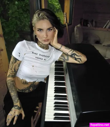 Nikolina OnlyFans Thumbnail #9Gl5ufvmyN