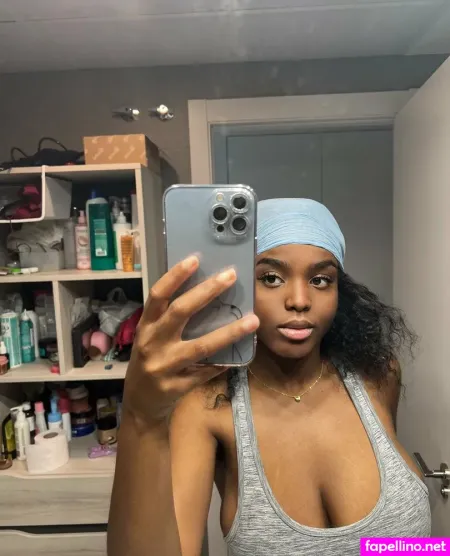 Niky Nikole OnlyFans Thumbnail #2Jfn0sjP4q