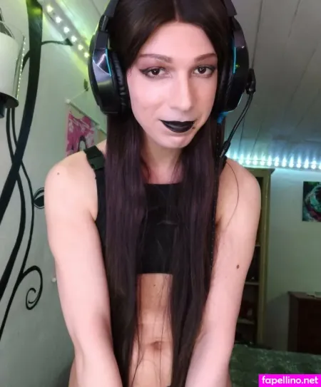 Nikybot OnlyFans Thumbnail #L1MpTPQdn2