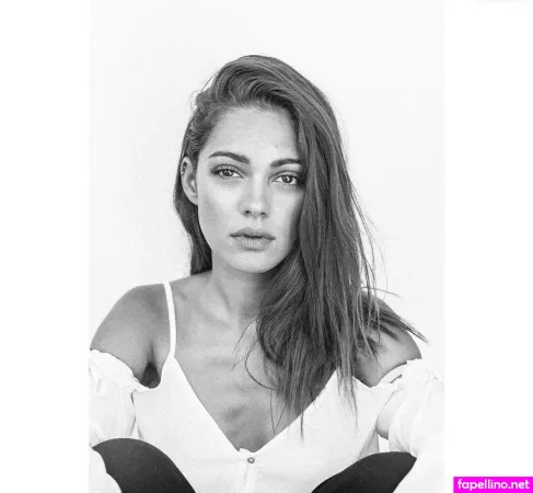 Nilam Farooq OnlyFans Thumbnail #q4peuJzHJN