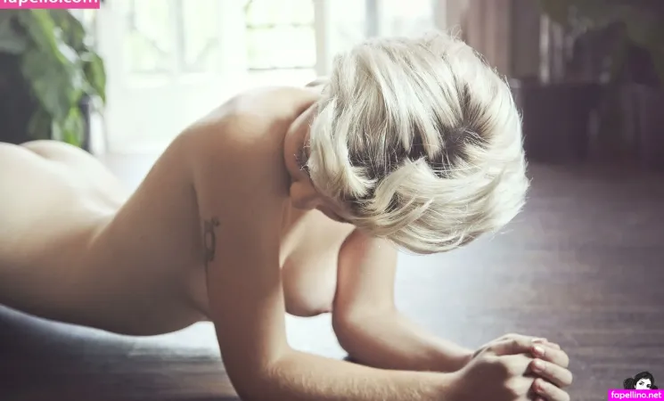 Nimbiii OnlyFans Thumbnail #PtPCm9RRKy