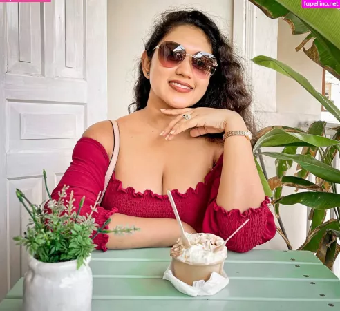 Nimesha Jayarathne OnlyFans Thumbnail #00vTTyv3Ys