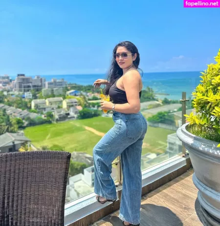 Nimesha Jayarathne OnlyFans Thumbnail #XxfWNwfk1O