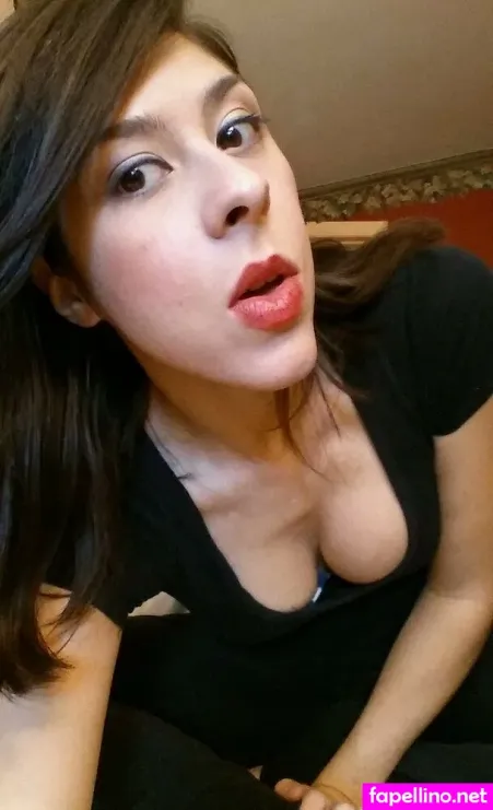 Nina 1987 OnlyFans Thumbnail #4PVEg2CGMV