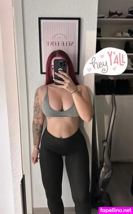 Nina Buettner Fit OnlyFans Thumbnail #1DkpD57aWT