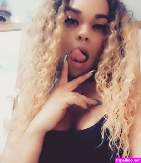 Nina Gottii Main Profile Photo