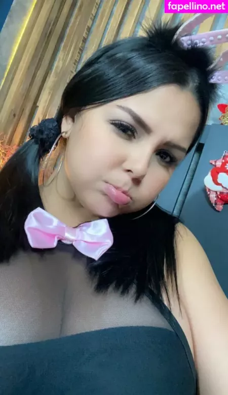 Nina Grey OnlyFans Thumbnail #GuNrOb5LCh