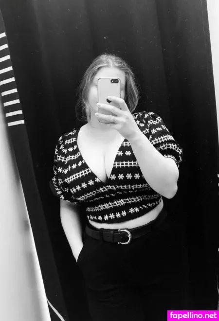 Nina Hope OnlyFans Thumbnail #iegDZwPMrW