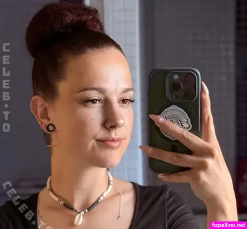 Nina Hummel97 Main Profile Photo