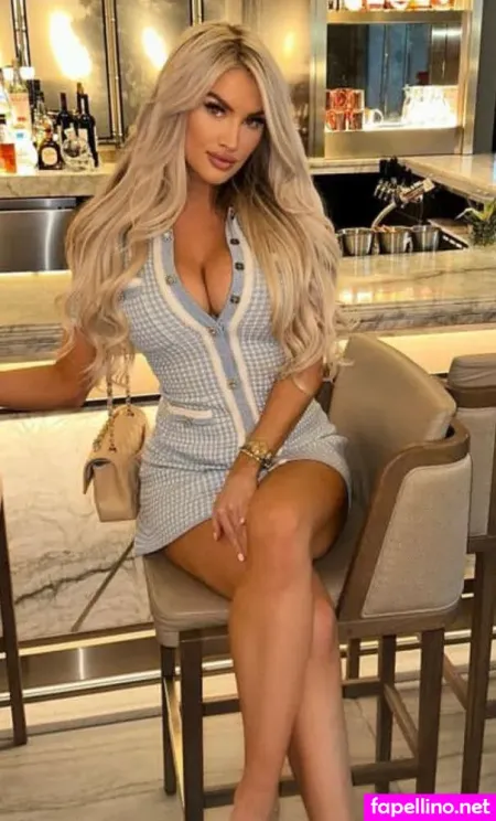 Nina Jane OnlyFans Thumbnail #DyHEmRditY