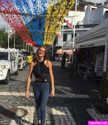 Nina Joy OnlyFans Thumbnail #beBocVWKQ9