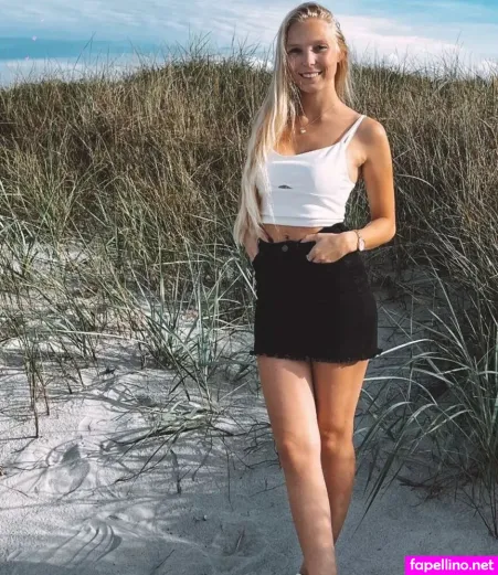 Nina Jrgens OnlyFans Thumbnail #8R0fVL8eEv