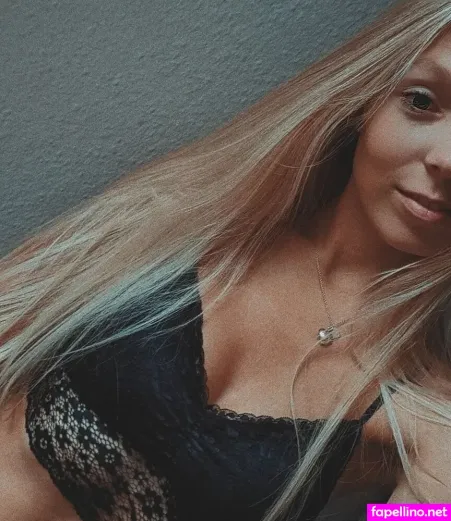 Nina Jrgens OnlyFans Thumbnail #pGVshHs7db