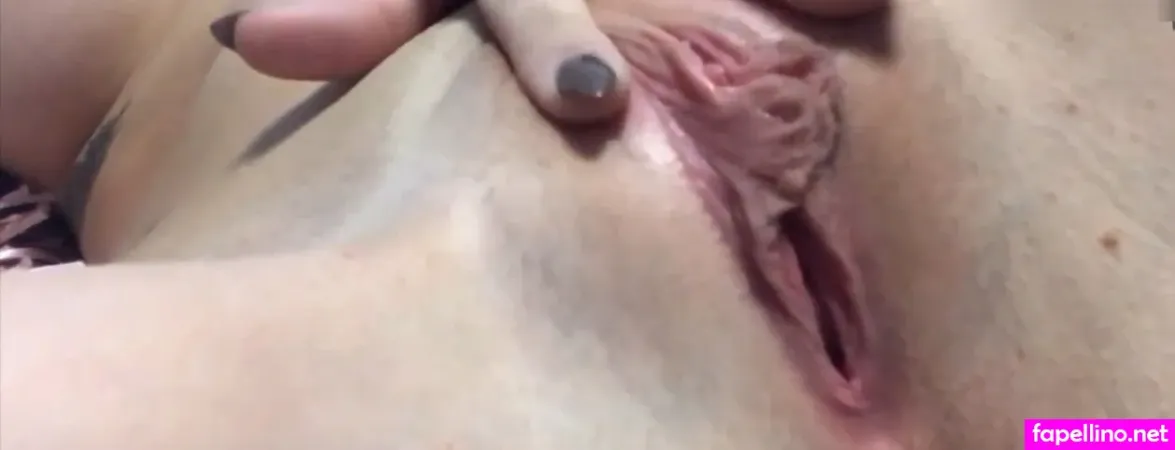 Nina Knig OnlyFans Thumbnail #3IIk69LCaM