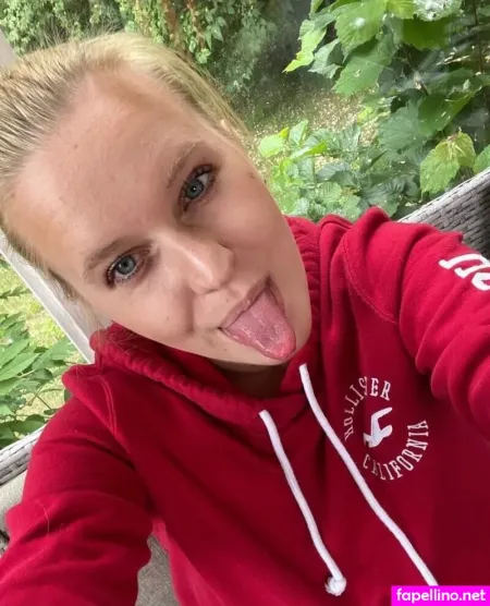 Nina Knig OnlyFans Thumbnail #40KcQ5Gh7v
