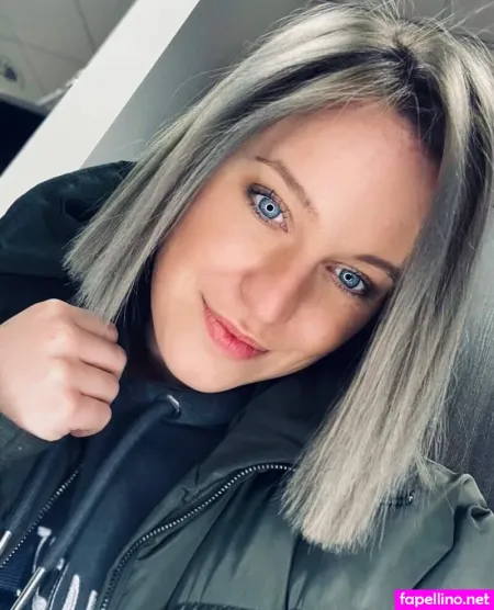 Nina Knig OnlyFans Thumbnail #9rVUHTOd9b