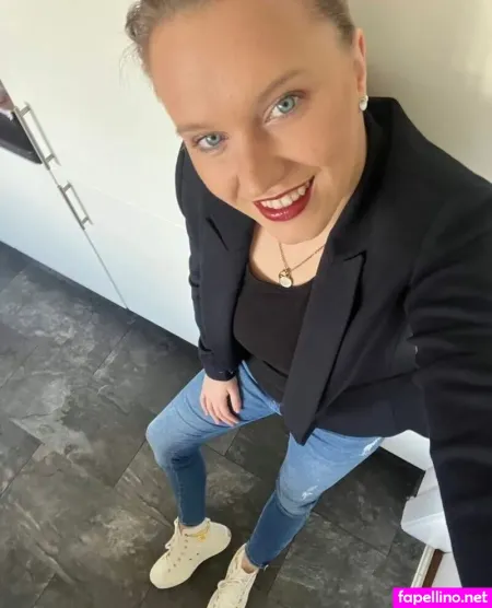 Nina Knig OnlyFans Thumbnail #h8kSXEeNuC